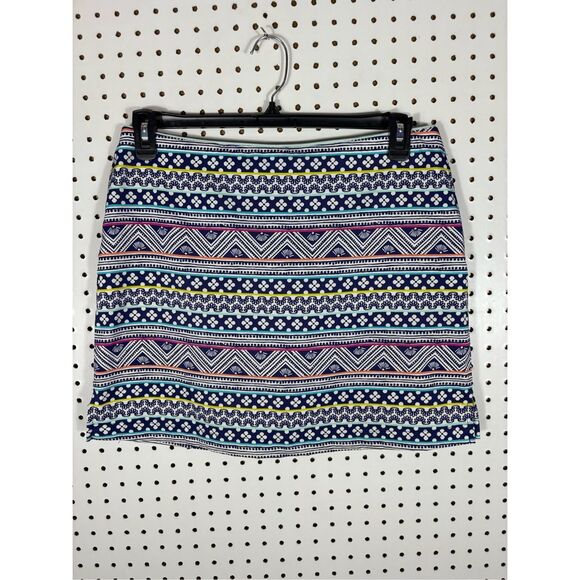 Vineyard Vines multi pattern skort size 8 - Picture 1 of 6